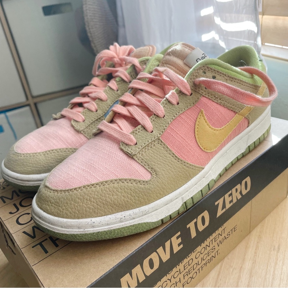Nike Dunk Low Retro SE Sun Club Arctic Orange Sanded Gold